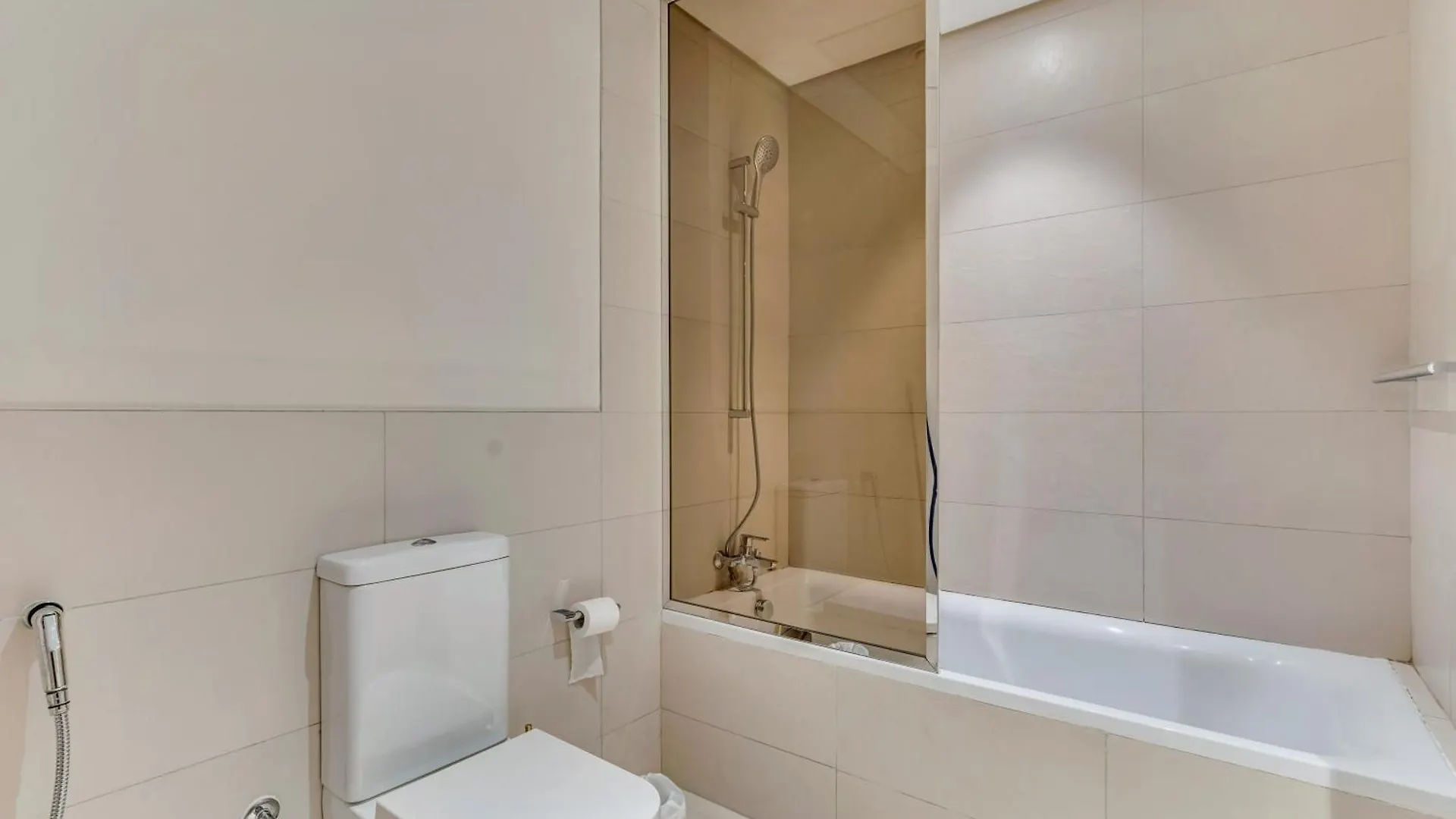 Apartamento Yas Escape -2Br By Slv Abu Dabi 0*,